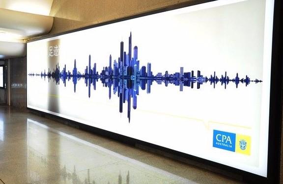 高亮度廣告燈箱